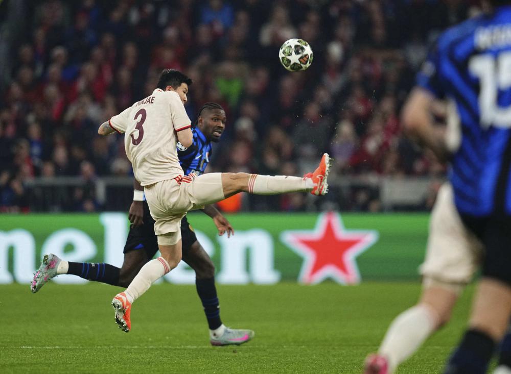 但也鋪墊了 但也鋪墊了